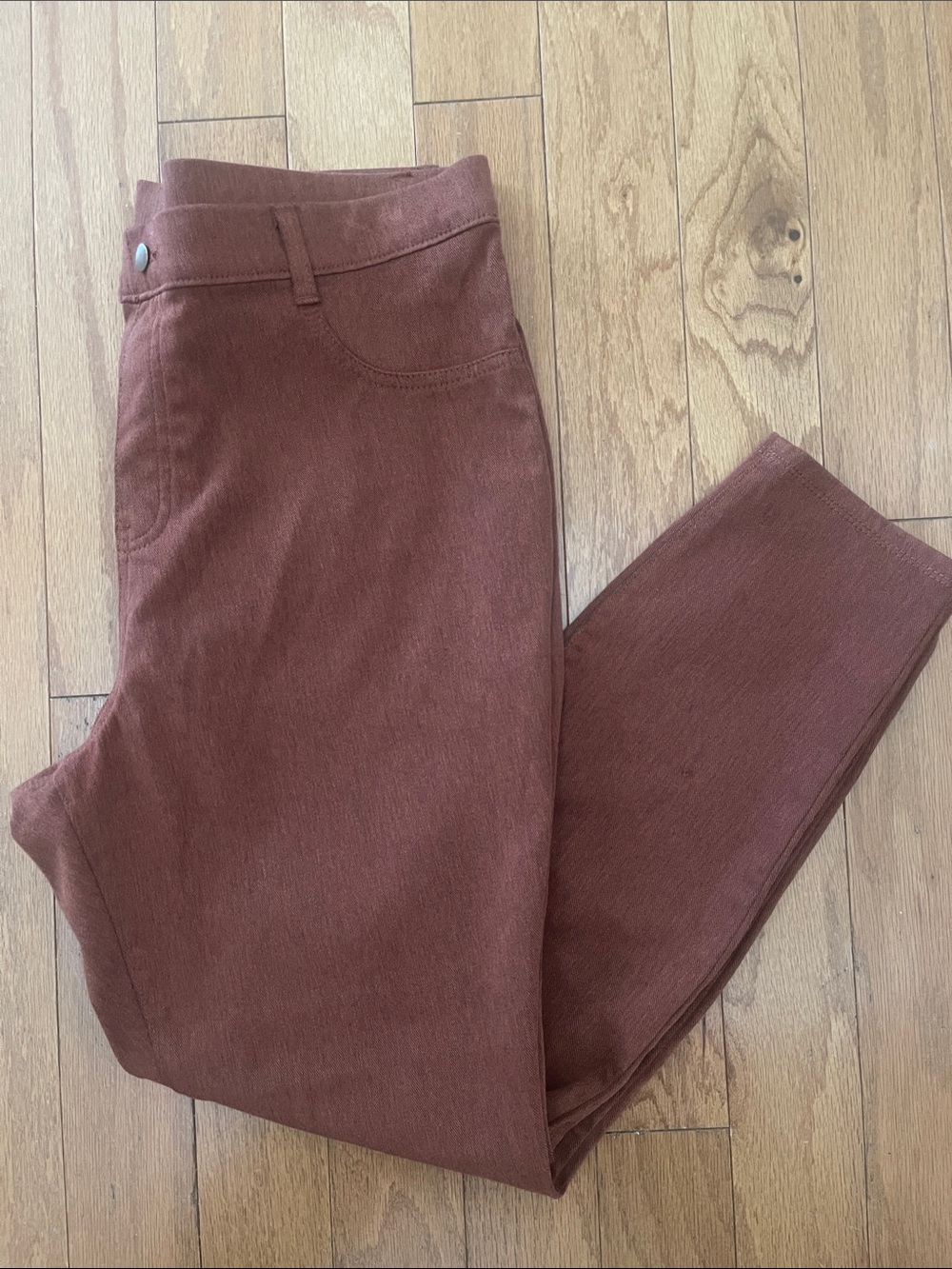 Women’s Stretch Pull On Slim Jean Leggings in Rust - Picture 3 of 3